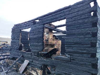 В Кикнурском районе следователи устанавливают обстоятельства пожара, в результате которого погибли граждане